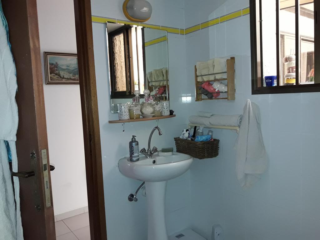 Shared Top 1St Floor Villa Limassol Exterior photo