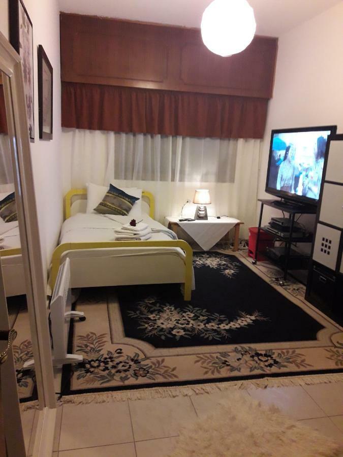 Shared Top 1St Floor Villa Limassol Exterior photo